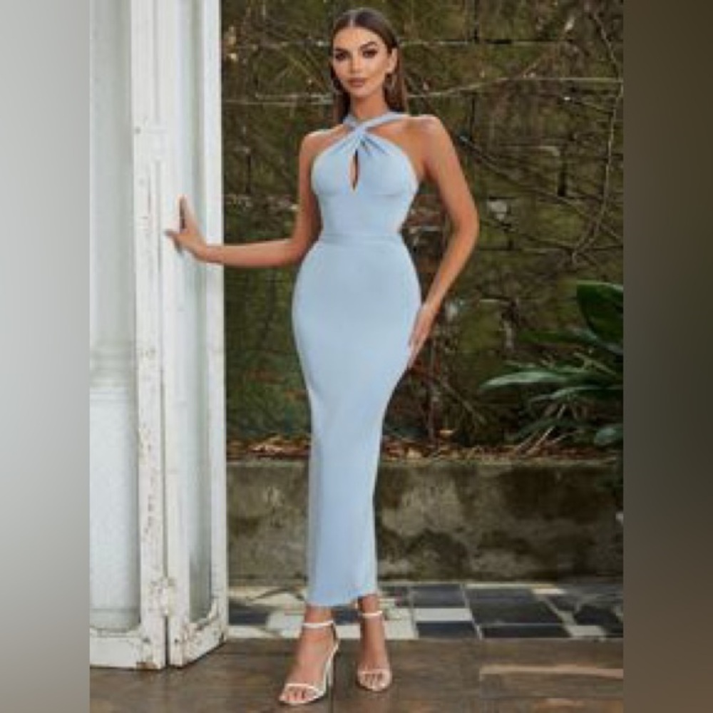 Solid Criss Cross Halter Neck Bodycon Dress blue